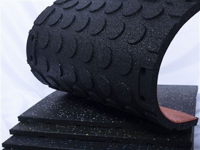 EPDM gumená športová podlaha do telocvične